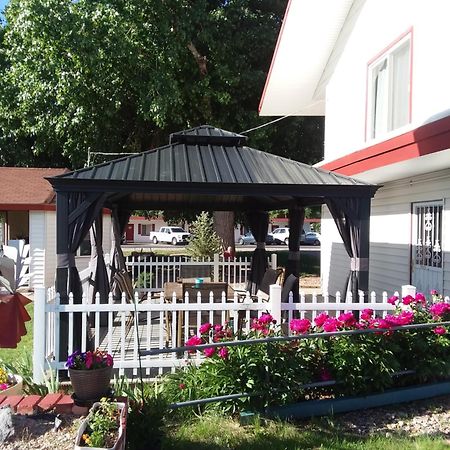 Travel Inn Motel Кениън Сити Екстериор снимка