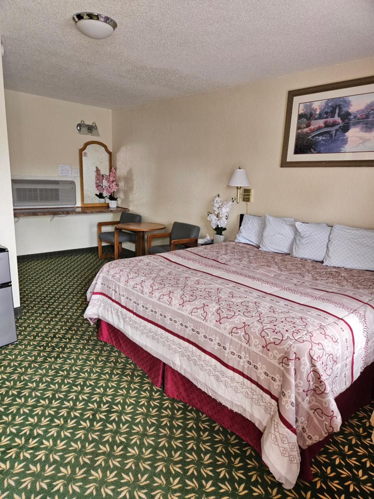 Travel Inn Motel Кениън Сити Екстериор снимка